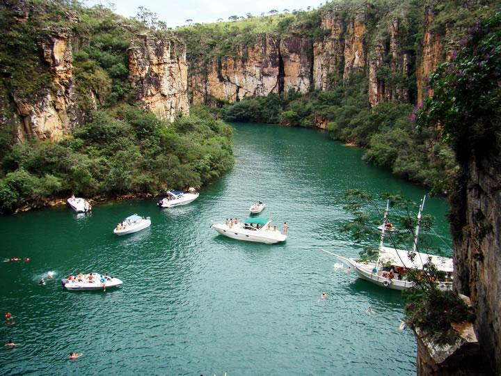סאו ז'וזה דה בארה Pousada Araras Lago De Furnas מראה חיצוני תמונה